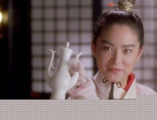 揭秘:为什么古装剧里的女扮男装不容易被发现?