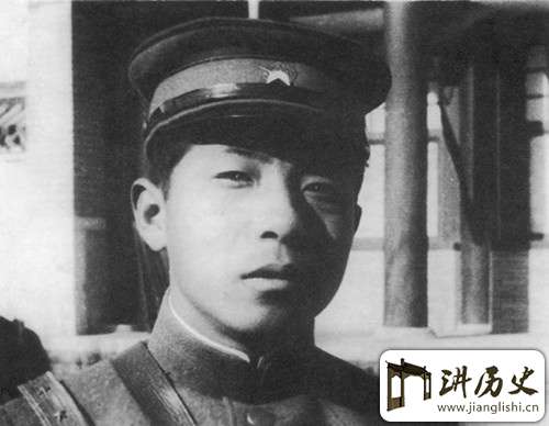 民国趣闻:张学良枪毙土匪张学良 溥仪撞见皇太极