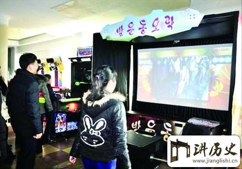 朝鲜如何偷看韩剧:拉窗帘关灯 音量不超过耳语