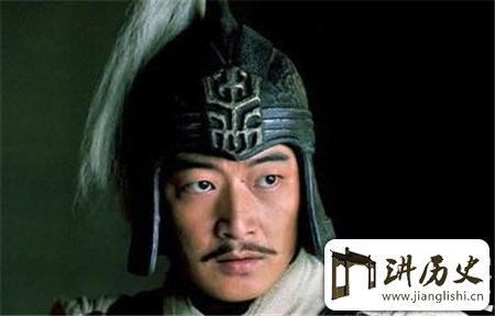 <rb>此</rb><rt>cǐ</rt><rb>人</rb><rt>rén</rt><rb>是</rb><rt>shì</rt><rb>一</rb><rt>yī</rt><rb>个</rb><rt>gè</rt><rb>书</rb><rt>shū</rt><rb>生</rb><rt>shēng</rt><rb>关</rb><rt>guān</rt><rb>羽</rb><rt>yǔ</rt><rb>刘</rb><rt>liú</rt><rb>备</rb><rt>bèi</rt><rb>却</rb><rt>què</rt><rb>都</rb><rt>dōu</rt><rb>是</rb><rt>shì</rt><rb>栽</rb><rt>zāi</rt><rb>在</rb><rt>zài</rt><rb>他</rb><rt>tā</rt><rb>的</rb><rt>de</rt><rb>手</rb><rt>shǒu</rt><rb>中</rb><rt>zhōng</rt>