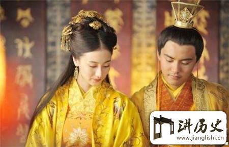 <rb>玄</rb><rt>xuán</rt><rb>武</rb><rt>wǔ</rt><rb>门</rb><rt>mén</rt><rb>之</rb><rt>zhī</rt><rb>变</rb><rt>biàn</rt><rb>李</rb><rt>lǐ</rt><rb>世</rb><rt>shì</rt><rb>民</rb><rt>mín</rt><rb>为</rb><rt>wéi</rt><rb>什</rb><rt>shí</rt><rb>么</rb><rt>me</rt><rb>找</rb><rt>zhǎo</rt><rb>敬</rb><rt>jìng</rt><rb>德</rb><rt>dé</rt><rb>不</rb><rt>bú</rt><rb>找</rb><rt>zhǎo</rt><rb>秦</rb><rt>qín</rt><rb>琼</rb><rt>qióng</rt>
