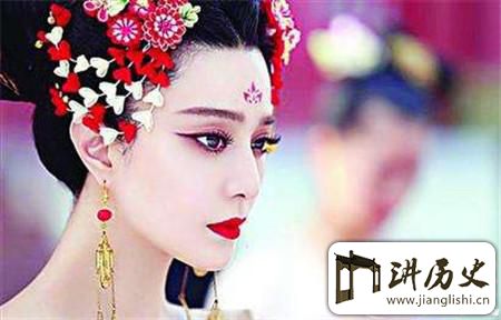 <rb>武</rb><rt>wǔ</rt><rb>则</rb><rt>zé</rt><rb>天</rb><rt>tiān</rt><rb>矛</rb><rt>máo</rt><rb>盾</rb><rt>dùn</rt><rb>执</rb><rt>zhí</rt><rb>政</rb><rt>zhèng</rt><rb>风</rb><rt>fēng</rt>:<rb>对</rb><rt>duì</rt><rb>告</rb><rt>gào</rt><rb>密</rb><rt>mì</rt><rb>者</rb><rt>zhě</rt><rb>既</rb><rt>jì</rt><rb>重</rb><rt>zhòng</rt><rb>视</rb><rt>shì</rt><rb>又</rb><rt>yòu</rt><rb>鄙</rb><rt>bǐ</rt><rb>视</rb><rt>shì</rt>