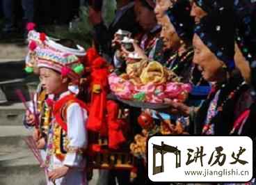 白族人们在节庆的时候都习惯吃些啥