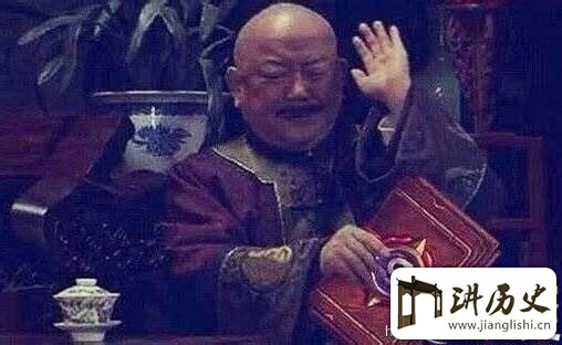 <rb>清</rb><rt>qīng</rt><rb>代</rb><rt>dài</rt><rb>第</rb><rt>dì</rt><rb>一</rb><rt>yī</rt><rb>大</rb><rt>dà</rt><rb>贪</rb><rt>tān</rt><rb>官</rb><rt>guān</rt><rb>和</rb><rt>hé</rt><rb>珅</rb><rt>shēn</rt><rb>他</rb><rt>tā</rt><rb>的</rb><rt>de</rt><rb>钱</rb><rt>qián</rt><rb>在</rb><rt>zài</rt><rb>当</rb><rt>dāng</rt><rb>今</rb><rt>jīn</rt><rb>到</rb><rt>dào</rt><rb>底</rb><rt>dǐ</rt><rb>有</rb><rt>yǒu</rt><rb>多</rb><rt>duō</rt><rb>庞</rb><rt>páng</rt><rb>大</rb><rt>dà</rt>