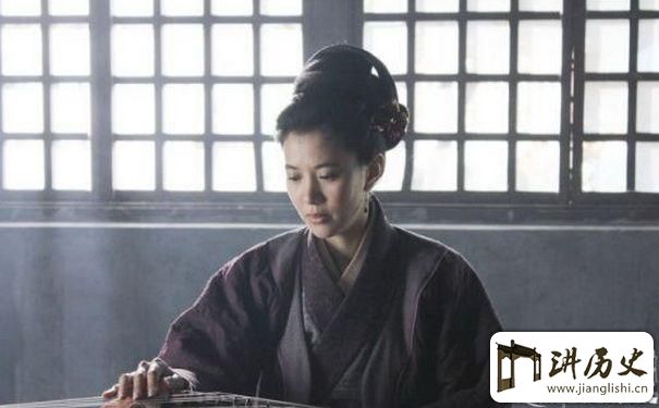 <rb>林</rb><rt>lín</rt><rb>冲</rb><rt>chōng</rt><rb>大</rb><rt>dà</rt><rb>战</rb><rt>zhàn</rt><rb>关</rb><rt>guān</rt><rb>胜</rb><rt>shèng</rt><rb>是</rb><rt>shì</rt><rb>怎</rb><rt>zěn</rt><rb>样</rb><rt>yàng</rt><rb>的</rb><rt>de</rt><rb>林</rb><rt>lín</rt><rb>冲</rb><rt>chōng</rt><rb>的</rb><rt>de</rt><rb>老</rb><rt>lǎo</rt><rb>婆</rb><rt>pó</rt><rb>是</rb><rt>shì</rt><rb>怎</rb><rt>zěn</rt><rb>么</rb><rt>me</rt><rb>死</rb><rt>sǐ</rt><rb>去</rb><rt>qù</rt><rb>的</rb><rt>de</rt>
