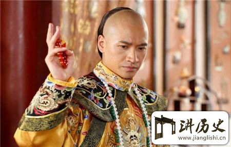 <rb>雍</rb><rt>yōng</rt><rb>正</rb><rt>zhèng</rt><rb>帝</rb><rt>dì</rt><rb>夺</rb><rt>duó</rt><rb>头</rb><rt>tóu</rt><rb>而</rb><rt>ér</rt><rb>走</rb><rt>zǒu</rt><rb>铸</rb><rt>zhù</rt><rb>金</rb><rt>jīn</rt><rb>头</rb><rt>tóu</rt><rb>下</rb><rt>xià</rt><rb>葬</rb><rt>zàng</rt><rb>的</rb><rt>de</rt><rb>八</rb><rt>bā</rt><rb>个</rb><rt>gè</rt><rb>未</rb><rt>wèi</rt><rb>解</rb><rt>jiě</rt><rb>之</rb><rt>zhī</rt><rb>谜</rb><rt>mí</rt>?