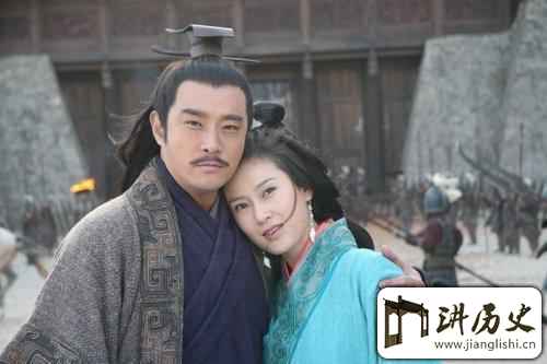 <rb>气</rb><rt>qì</rt><rb>死</rb><rt>sǐ</rt><rb>周</rb><rt>zhōu</rt><rb>瑜</rb><rt>yú</rt><rb>的</rb><rt>de</rt><rb>另</rb><rt>lìng</rt><rb>有</rb><rt>yǒu</rt><rb>其</rb><rt>qí</rt><rb>人</rb><rt>rén</rt>,<rb>诸</rb><rt>zhū</rt><rb>葛</rb><rt>gě</rt><rb>亮</rb><rt>liàng</rt><rb>没</rb><rt>méi</rt><rb>那</rb><rt>nà</rt><rb>么</rb><rt>me</rt><rb>大</rb><rt>dà</rt><rb>能</rb><rt>néng</rt><rb>耐</rb><rt>nài</rt>!