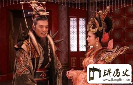 <rb>苏</rb><rt>sū</rt><rb>妲</rb><rt>dá</rt><rb>己</rb><rt>jǐ</rt><rb>容</rb><rt>róng</rt><rb>貌</rb><rt>mào</rt><rb>被</rb><rt>bèi</rt><rb>专</rb><rt>zhuān</rt><rb>家</rb><rt>jiā</rt><rb>复</rb><rt>fù</rt><rb>原</rb><rt>yuán</rt><rb>原</rb><rt>yuán</rt><rb>来</rb><rt>lái</rt><rb>她</rb><rt>tā</rt><rb>长</rb><rt>zhǎng</rt><rb>的</rb><rt>de</rt><rb>如</rb><rt>rú</rt><rb>此</rb><rt>cǐ</rt><rb>重</rb><rt>zhòng</rt><rb>口</rb><rt>kǒu</rt><rb>味</rb><rt>wèi</rt>