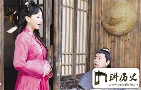 <rb>不</rb><rt>bú</rt><rb>一</rb><rt>yī</rt><rb>样</rb><rt>yàng</rt><rb>的</rb><rt>de</rt><rb>潘</rb><rt>pān</rt><rb>金</rb><rt>jīn</rt><rb>莲</rb><rt>lián</rt>:<rb>温</rb><rt>wēn</rt><rb>柔</rb><rt>róu</rt><rb>贤</rb><rt>xián</rt><rb>惠</rb><rt>huì</rt><rb>与</rb><rt>yǔ</rt><rb>武</rb><rt>wǔ</rt><rb>大</rb><rt>dà</rt><rb>郎</rb><rt>láng</rt><rb>相</rb><rt>xiàng</rt><rb>爱</rb><rt>ài</rt><rb>生</rb><rt>shēng</rt>4<rb>子</rb><rt>zǐ</rt>