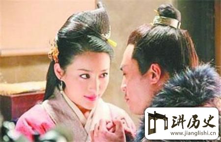 <rb>不</rb><rt>bú</rt><rb>一</rb><rt>yī</rt><rb>样</rb><rt>yàng</rt><rb>的</rb><rt>de</rt><rb>潘</rb><rt>pān</rt><rb>金</rb><rt>jīn</rt><rb>莲</rb><rt>lián</rt>:<rb>温</rb><rt>wēn</rt><rb>柔</rb><rt>róu</rt><rb>贤</rb><rt>xián</rt><rb>惠</rb><rt>huì</rt><rb>与</rb><rt>yǔ</rt><rb>武</rb><rt>wǔ</rt><rb>大</rb><rt>dà</rt><rb>郎</rb><rt>láng</rt><rb>相</rb><rt>xiàng</rt><rb>爱</rb><rt>ài</rt><rb>生</rb><rt>shēng</rt>4<rb>子</rb><rt>zǐ</rt>