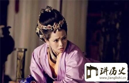 <rb>朝</rb><rt>cháo</rt><rb>伏</rb><rt>fú</rt><rb>皇</rb><rt>huáng</rt><rb>后</rb><rt>hòu</rt><rb>之</rb><rt>zhī</rt><rb>死</rb><rt>sǐ</rt><rb>其</rb><rt>qí</rt><rb>实</rb><rt>shí</rt><rb>是</rb><rt>shì</rt><rb>奸</rb><rt>jiān</rt><rb>雄</rb><rt>xióng</rt><rb>曹</rb><rt>cáo</rt><rb>操</rb><rt>cāo</rt><rb>设</rb><rt>shè</rt><rb>计</rb><rt>jì</rt><rb>的</rb><rt>de</rt><rb>又</rb><rt>yòu</rt><rb>一</rb><rt>yī</rt><rb>场</rb><rt>chǎng</rt><rb>冤</rb><rt>yuān</rt><rb>案</rb><rt>àn</rt>!